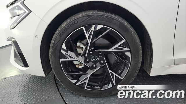 Kia K5 Новый 3-го поколения 2.0 LPi Signature - фото 4