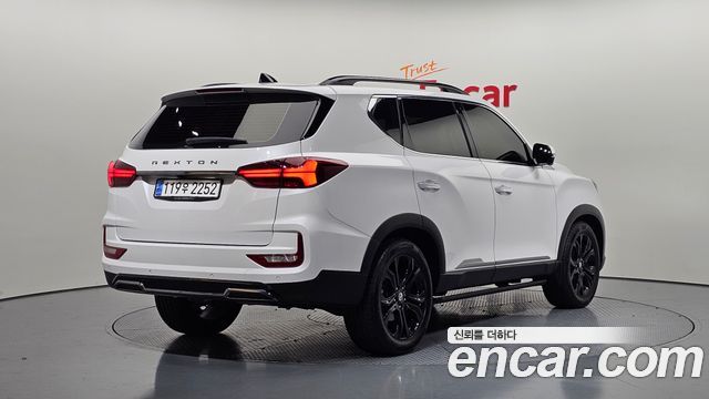 SsangYong Rexton Совершенно новый Diesel 2.2 4WD The Black - фото 1