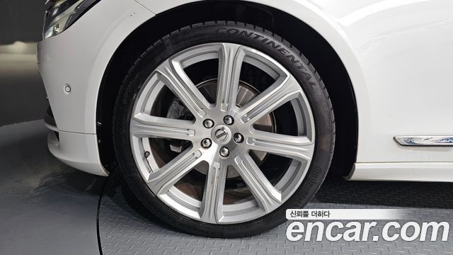 Volvo S90 D5 AWD Inscription - фото 4