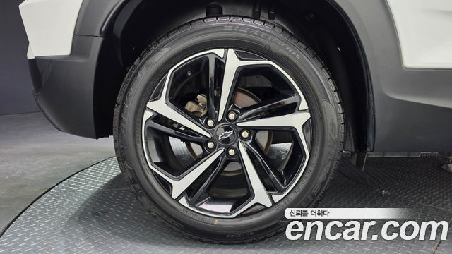 Chevrolet (GM Daewoo) Trailblazer 1.3 Turbo 4WD RS - фото 4
