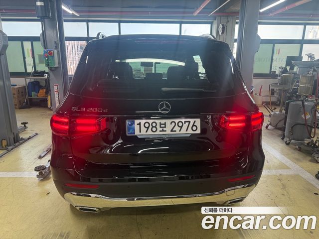 Mercedes-Benz GLB-Class X247 GLB200 d - фото 3