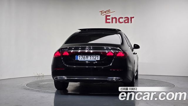 Mercedes-Benz E-Class W214 E200 Avantgarde - фото 2