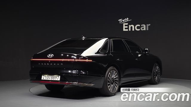 Hyundai Grandeur GN7, гибрид Calligraphy - фото 1