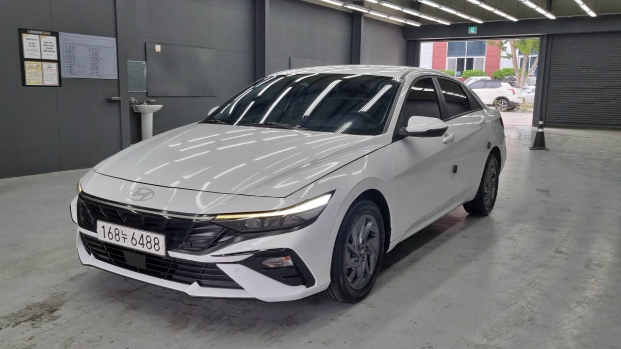 Hyundai Avante Новый CN7 1.6 Modern - фото 0