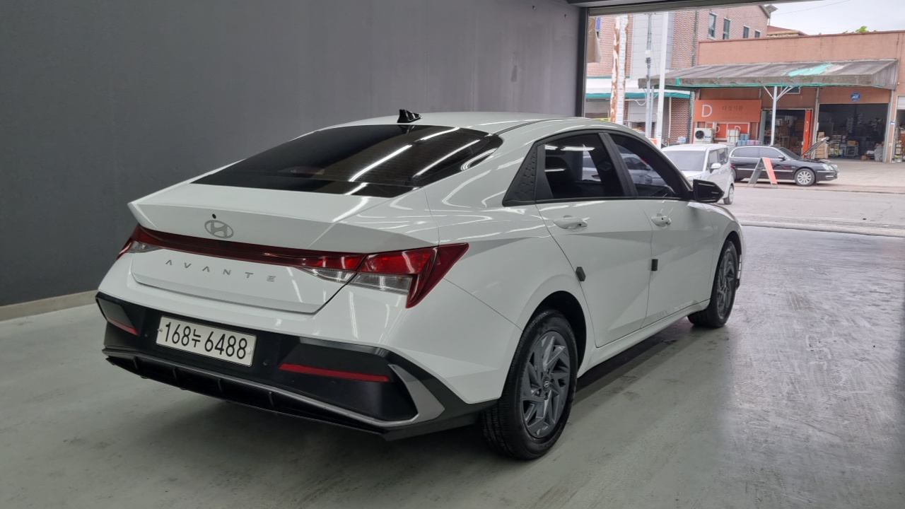 Hyundai Avante Новый CN7 1.6 Modern - фото 1