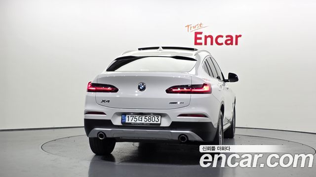 BMW X4 G02 xDrive20i xLine - фото 3