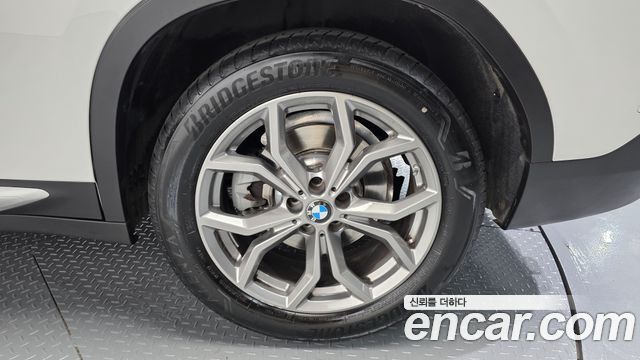 BMW X4 G02 xDrive20i xLine - фото 4