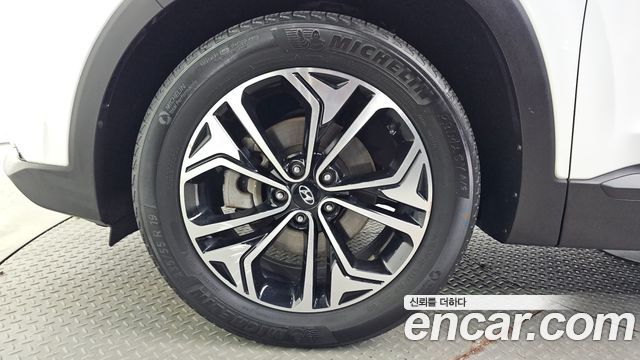 Hyundai Santafe TM Diesel 2.2 2WD Exclusive - фото 4