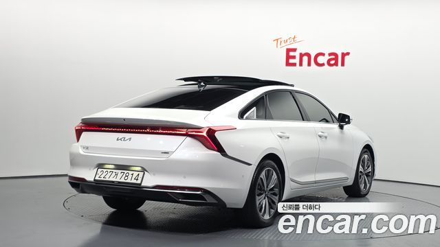 Kia K8 гибрид Noblesse - фото 1