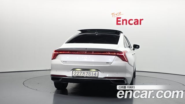 Kia K8 гибрид Noblesse - фото 3