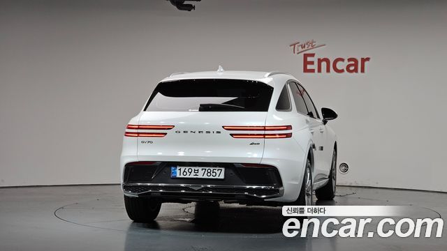 Genesis GV70 2.5T Gasoline AWD - фото 2