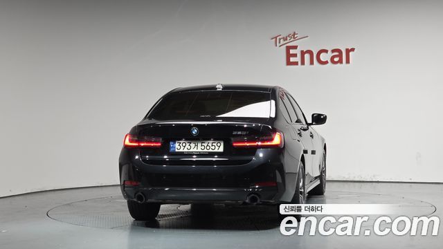 BMW 3-Series G20 320i - фото 2