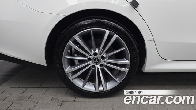Mercedes-Benz CLS-Class C257 CLS400d 4MATIC - фото 4