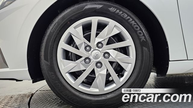 Hyundai Avante CN7 1.6 Smart - фото 4