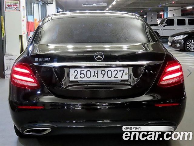 Mercedes-Benz E-Class W213 E250 Avantgarde - фото 4