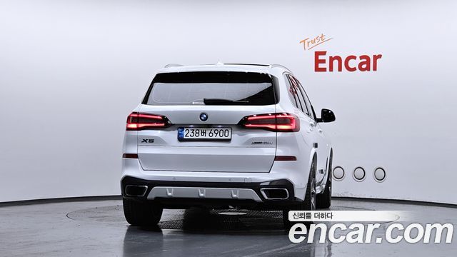 BMW X5 G05 xDrive 45e M Sport - фото 3
