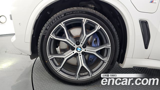 BMW X5 G05 xDrive 45e M Sport - фото 4