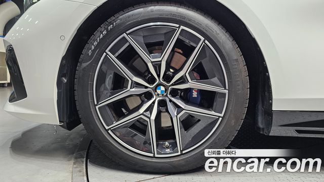 BMW 5-Series G60 520i M Sport - фото 4