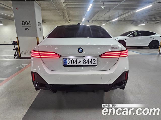 BMW 5-Series G60 520i M Sport - фото 3