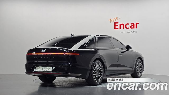 Hyundai Grandeur GN7 2,5 Gasoline 2WD Calligraphy - фото 1