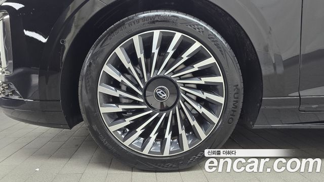 Hyundai Grandeur GN7 2,5 Gasoline 2WD Calligraphy - фото 4