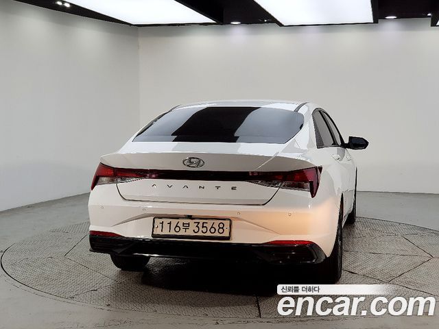 Hyundai Avante CN7, гибрид Modern - фото 3