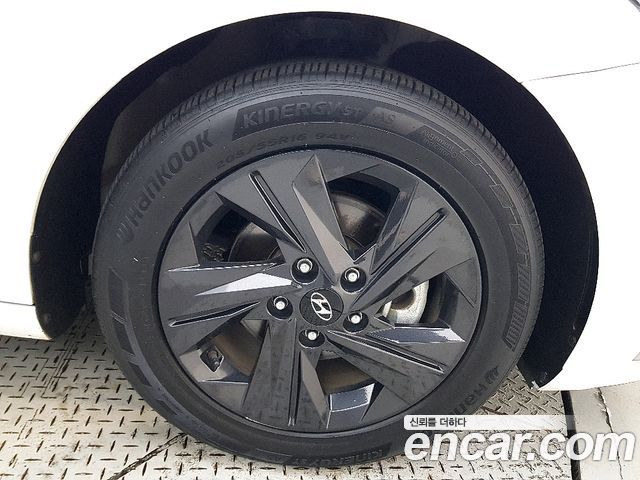 Hyundai Avante CN7, гибрид Modern - фото 4