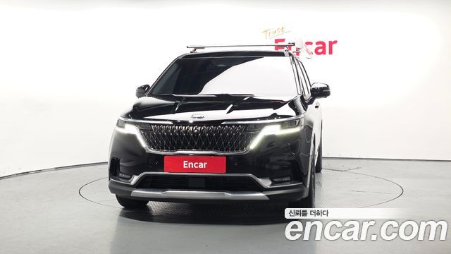 Kia Carnival 4-го поколения 9-Seater Signature - фото 1