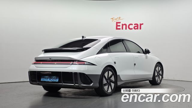 Hyundai Ioniq6 Long Range Exclusive + - фото 1