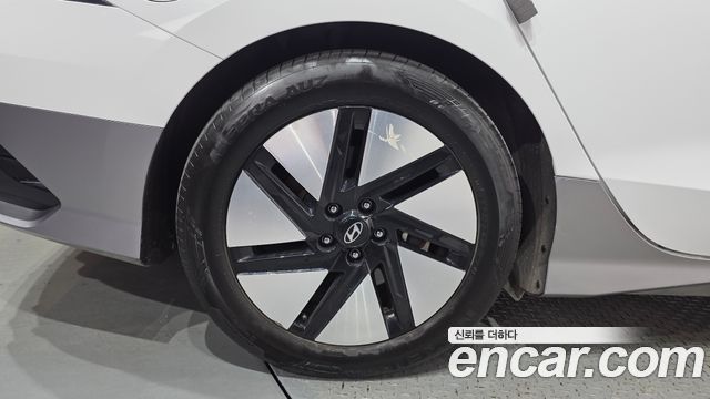 Hyundai Ioniq6 Long Range Exclusive + - фото 4