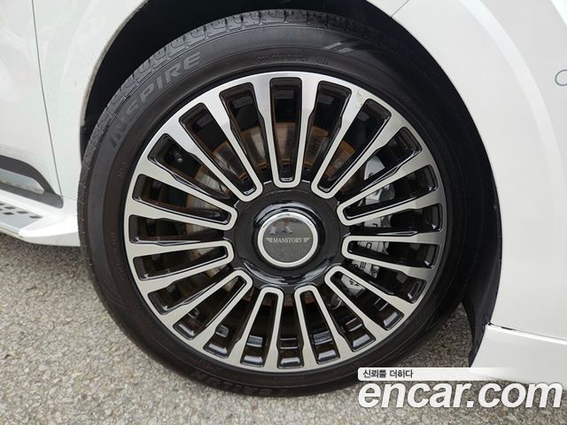Kia Carnival 4-го поколения Gasoline 9-Seater Hi-Limousine Signature - фото 4
