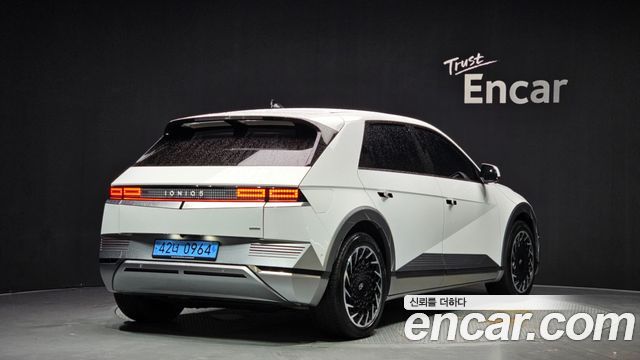Hyundai Ioniq5 Long Range AWD Prestige - фото 1