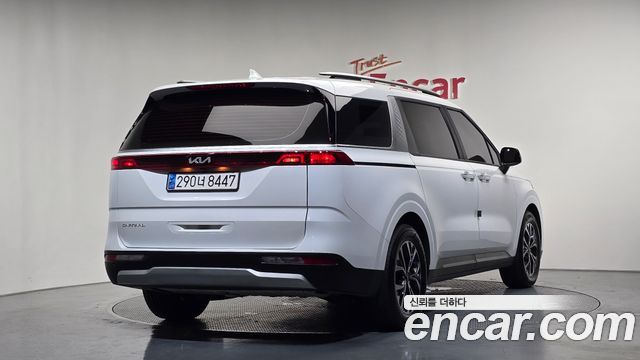 Kia Carnival 4-го поколения 9-Seater Prestige - фото 1