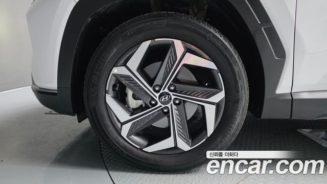 Hyundai Tucson NX4 Gasoline 1.6 Turbo 2WD Inspiration - фото 4