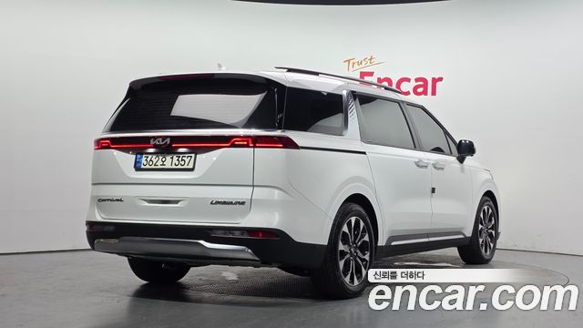 Kia Carnival 4-го поколения Gasoline 7-Seater Signature - фото 1
