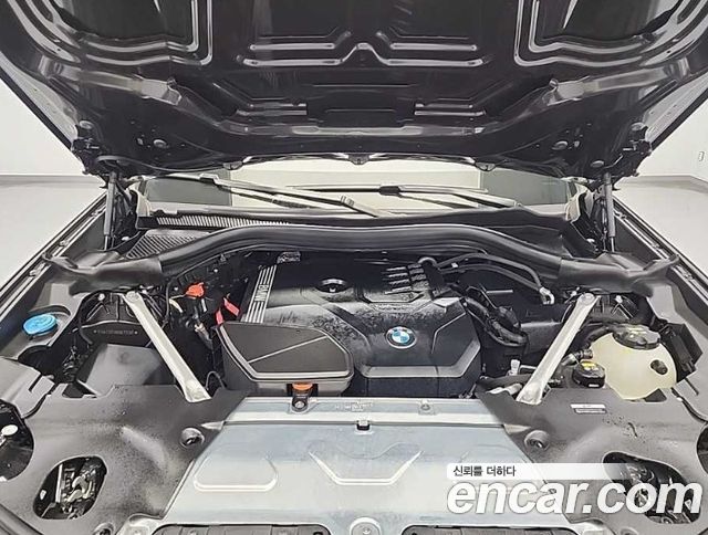BMW X3 G01 sDrive 20i - фото 4