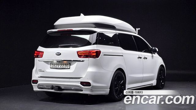 Kia Carnival Новый Gasoline 7-Seater Hi-Limousine President - фото 0