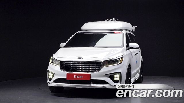 Kia Carnival Новый Gasoline 7-Seater Hi-Limousine President - фото 1