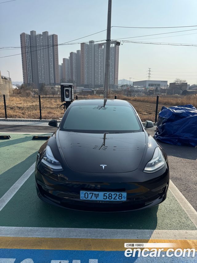 Tesla Model 3 Long Range AWD - фото 0