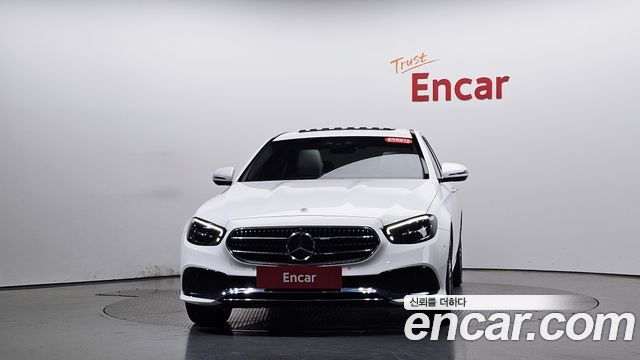 Mercedes-Benz E-Class W213 E250 Avantgarde - фото 1