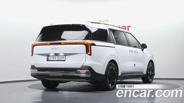 Kia Carnival Новый 4-го поколения Gasoline 7-Seater Signature - фото 1