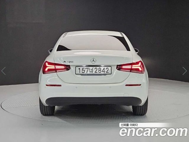 Mercedes-Benz A-Class W177 A220 Sedan - фото 2