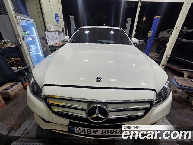 Mercedes-Benz E-Class W213 E300 4MATIC Avnatgarde - фото 0