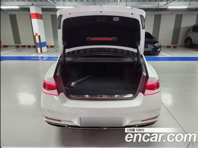 Genesis G90 RS4 Gasoline 3.5 Turbo e-S/C AWD - фото 3