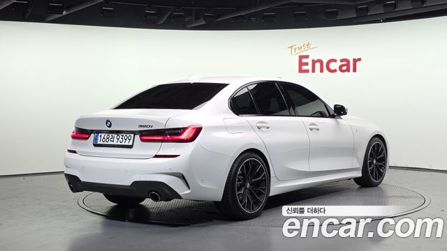 BMW 3-Series G20 320i M Sport - фото 1