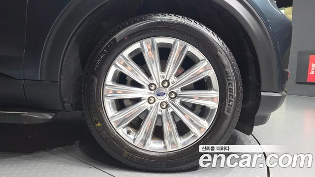 Ford Explorer 6-го поколения 2.3 LimIted 4WD - фото 4