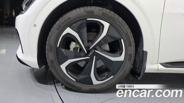 Kia EV6 Long Range 4WD GT Line - фото 4