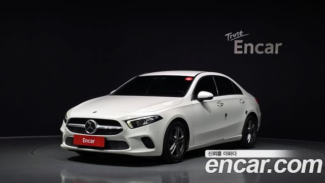Mercedes-Benz A-Class W177 A220 Sedan - фото 0