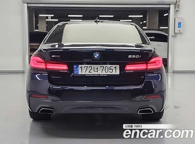 BMW 5-Series G30 530i xDrive M Sport Package - фото 2