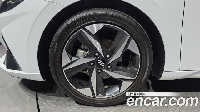 Hyundai Avante CN7 1.6 Inspiration - фото 4